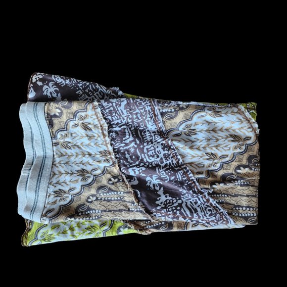 Anthropologie Tiny Cotton Floral Skirt Folded - Picture 6 of 11